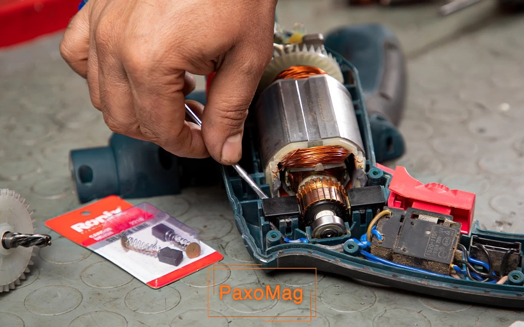 ذغال دریل را خارج کنید.