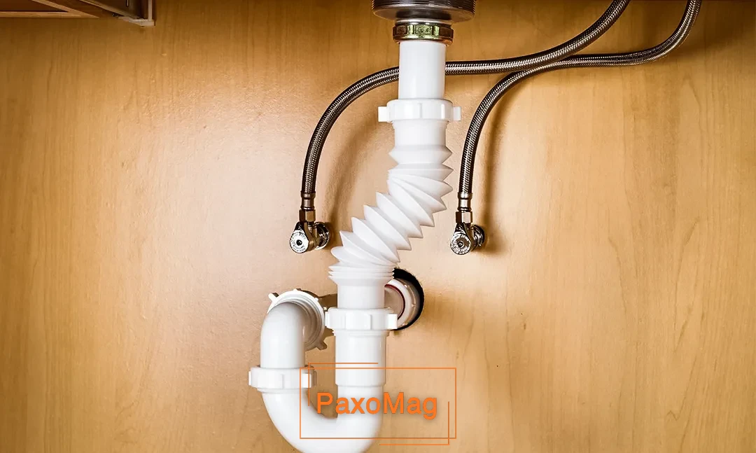 تنظیم سوراخ پشتی روشویی با انشعابات و اتصالات لوله‌کشی