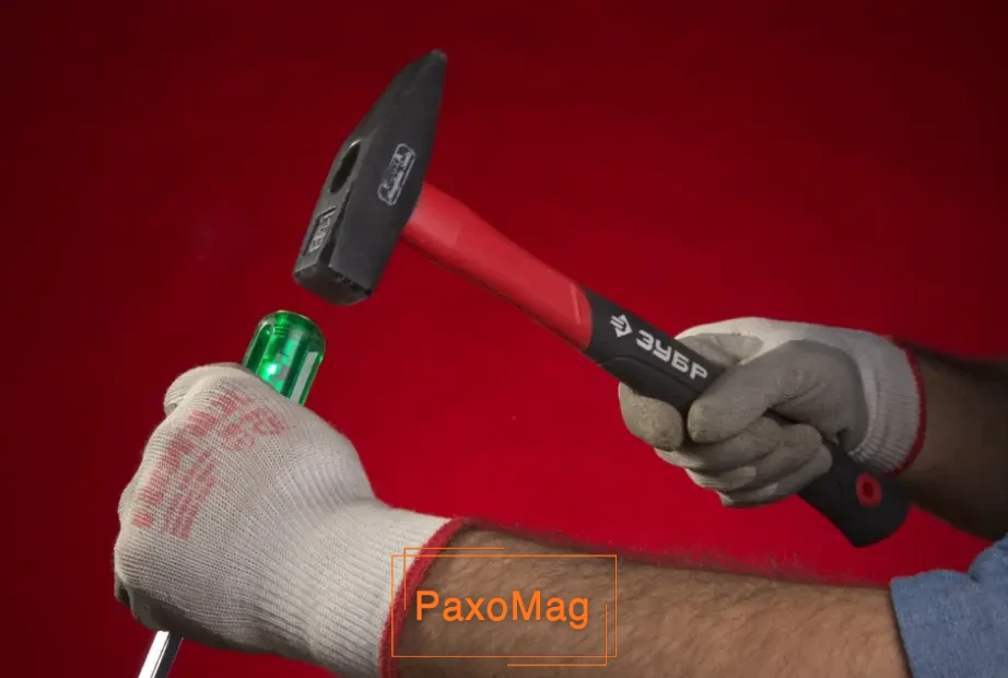 ضربه زدن اصولی در کار با چکش