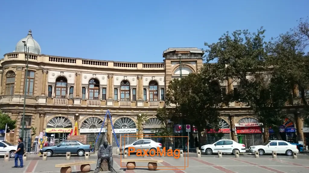 میدان حسن آباد